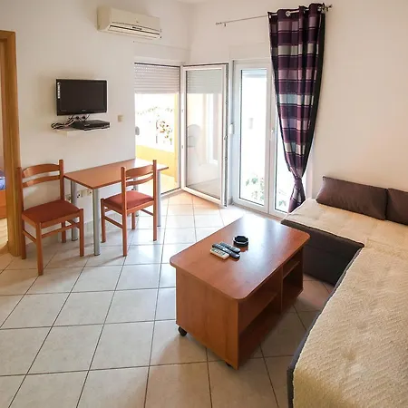 Haus Knezovic 511s 公寓 *